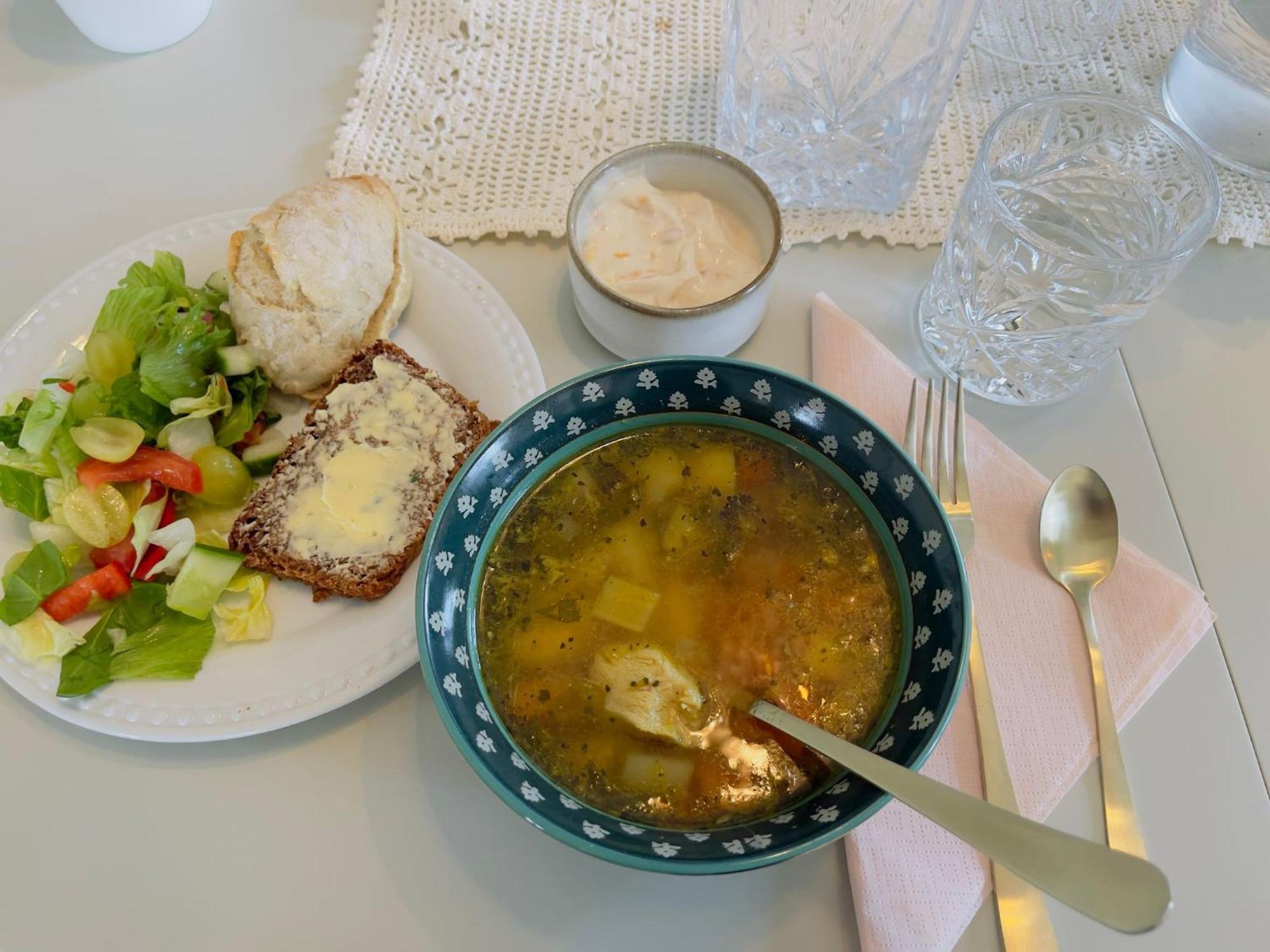 Hostel Cafe Huvila Uleåborg Exteriör bild